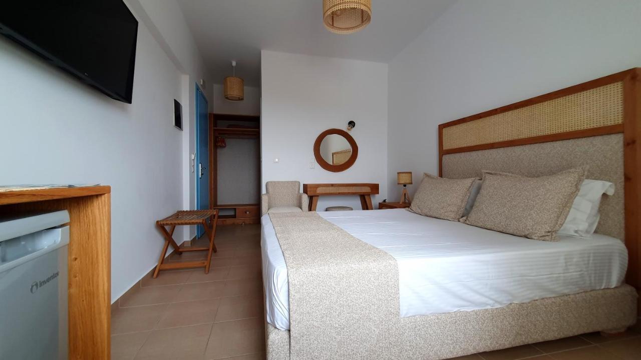Sarakiniko Rooms Adamantas  Ngoại thất bức ảnh