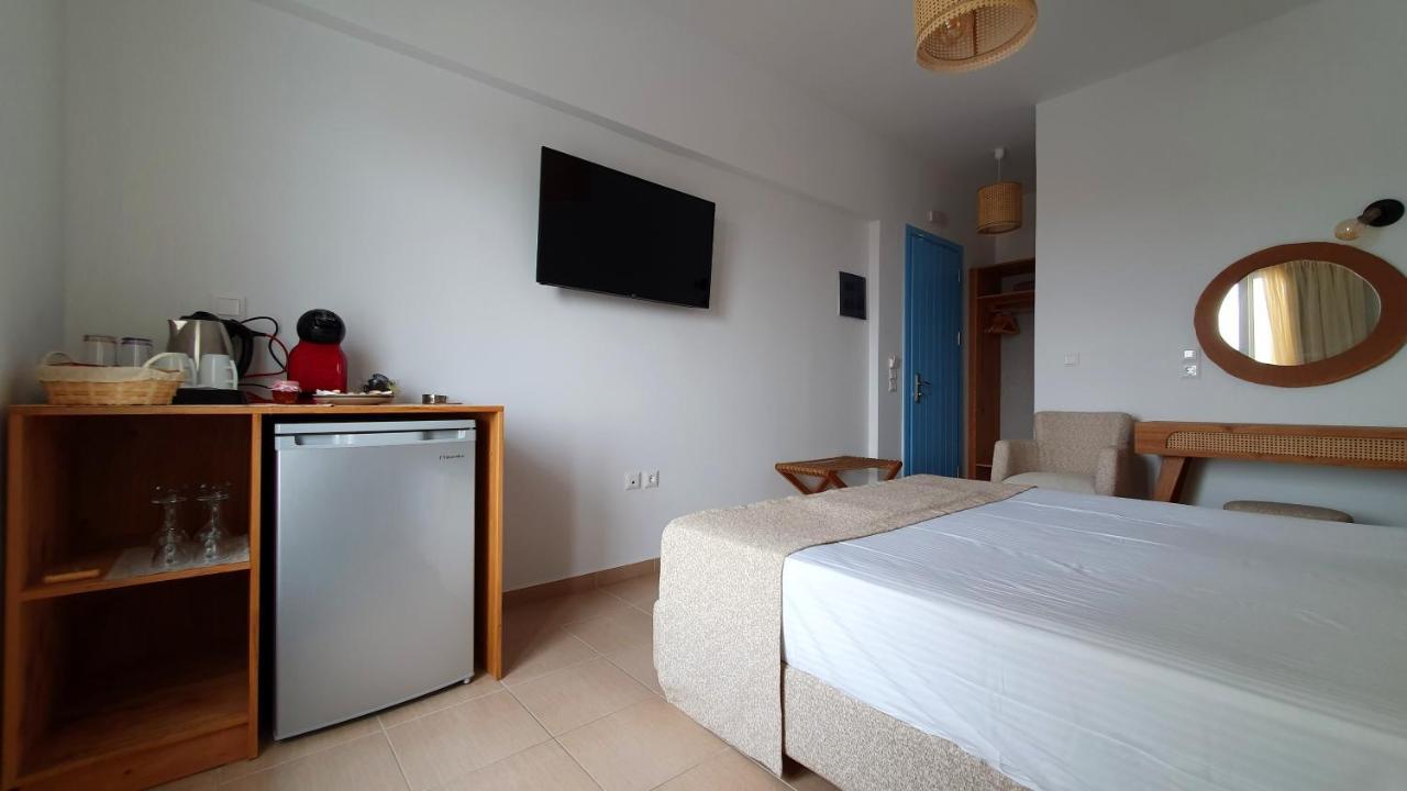 Sarakiniko Rooms Adamantas  Ngoại thất bức ảnh
