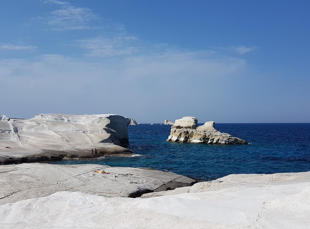 Sarakiniko Rooms Adamantas  Ngoại thất bức ảnh