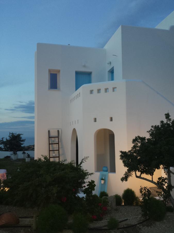 Sarakiniko Rooms Adamantas  Ngoại thất bức ảnh