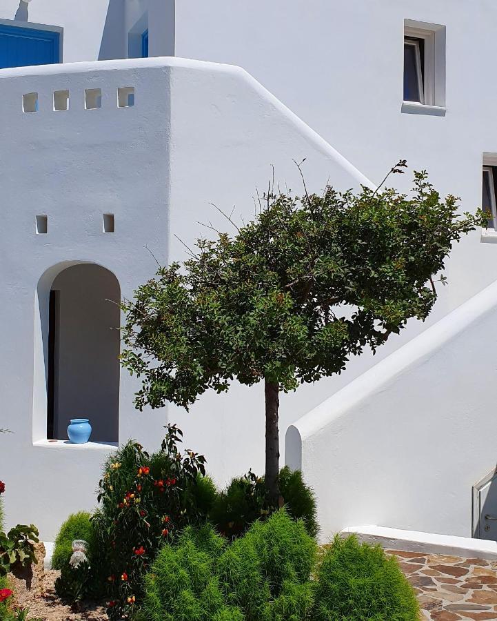 Sarakiniko Rooms Adamantas  Ngoại thất bức ảnh